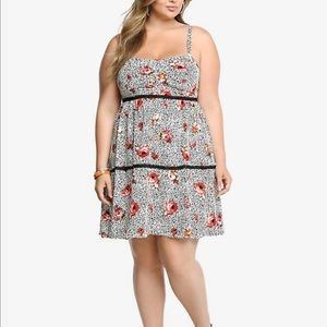 NWT Torrid size 3